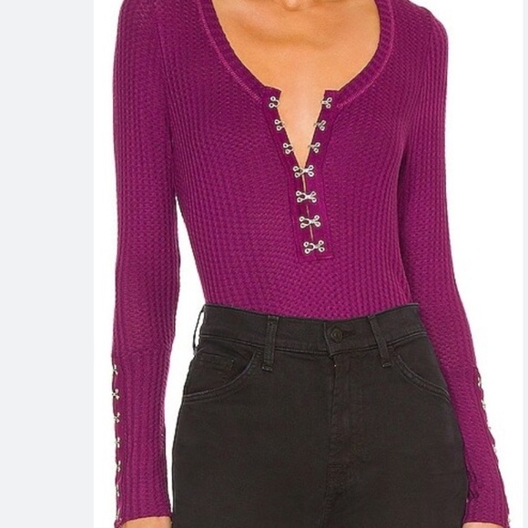 NWT Chaser Hook Front and Sleeve Thermal - Picture 2 of 8